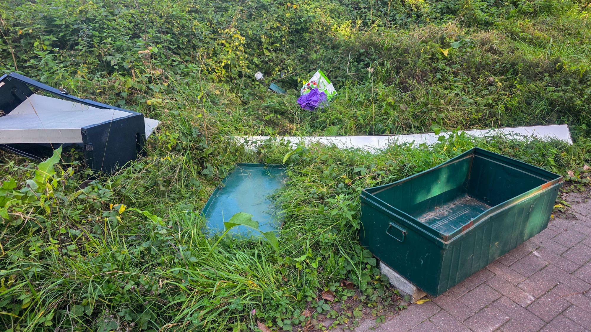 In Gorsem-Dorp werd er afval illegaal gedumpt.